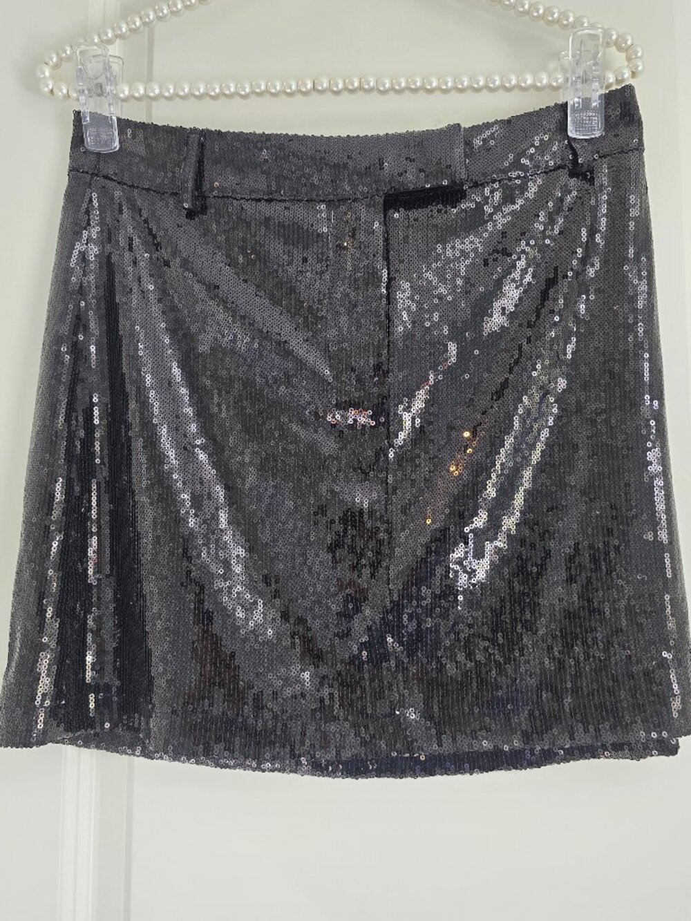 New without tags BB Dakota Black Sequined Skirt, Size Small